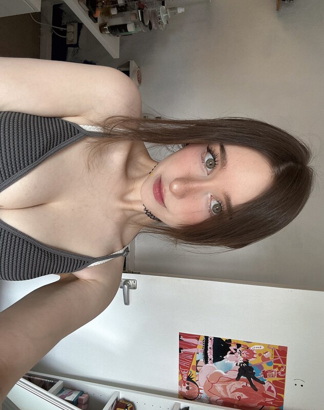 Allykitti nude photo 42