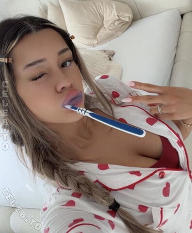 Almira Azemi nude photo 15