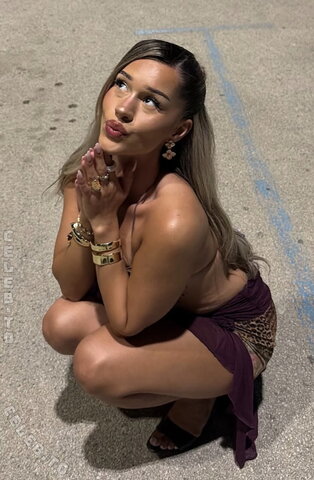 Almira Azemi nude photo 29