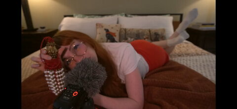 AlwaysSlightlySleepy nude photo 18