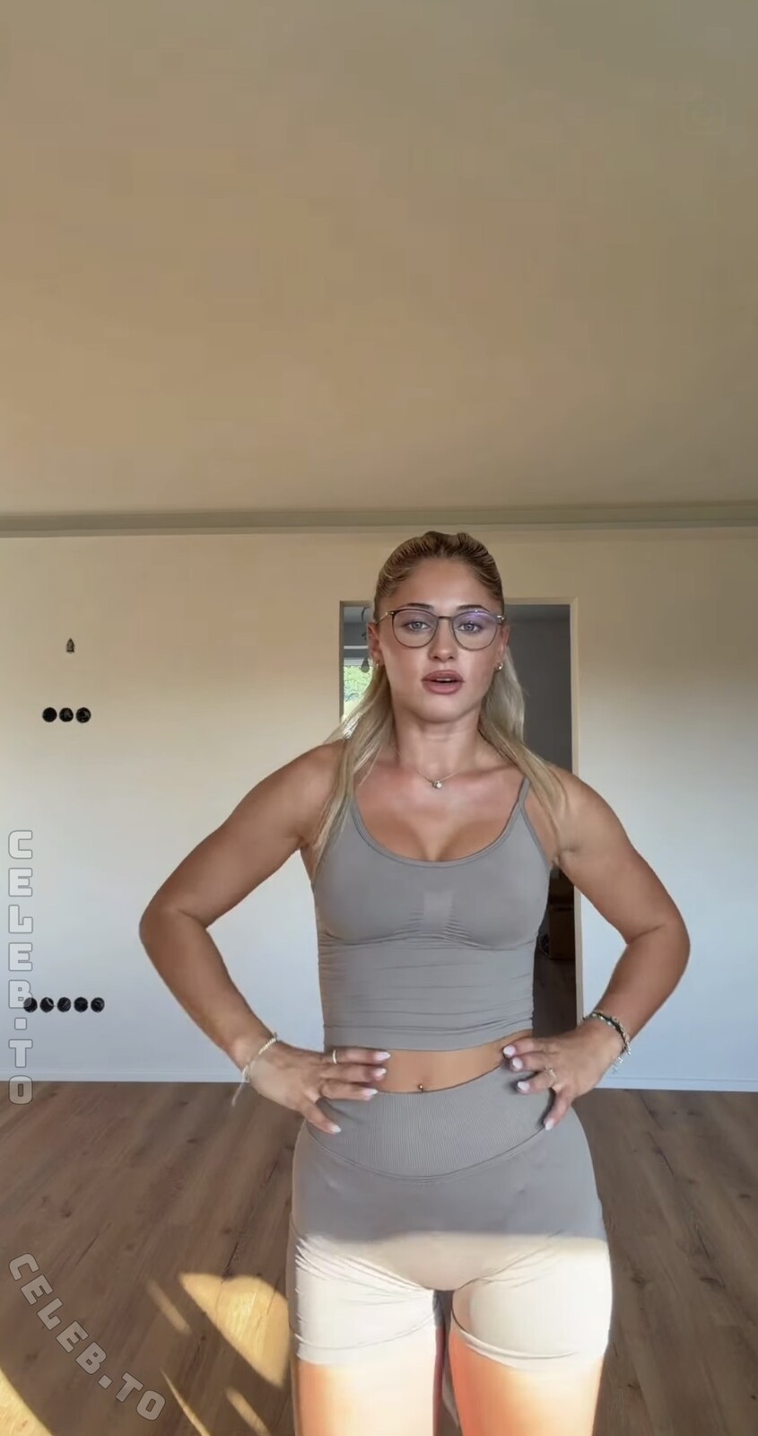 Alysa Ruppert nude photo 6