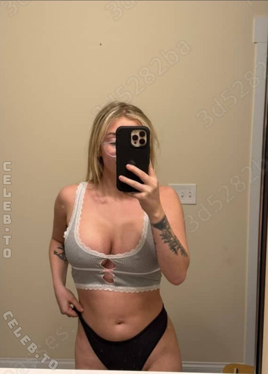 Alyssa Capps nude photo 2