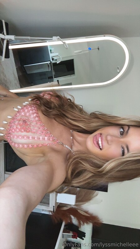Alyssa Haynes nude photo 14