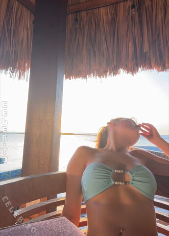 Alyssa McKay nude photo 14