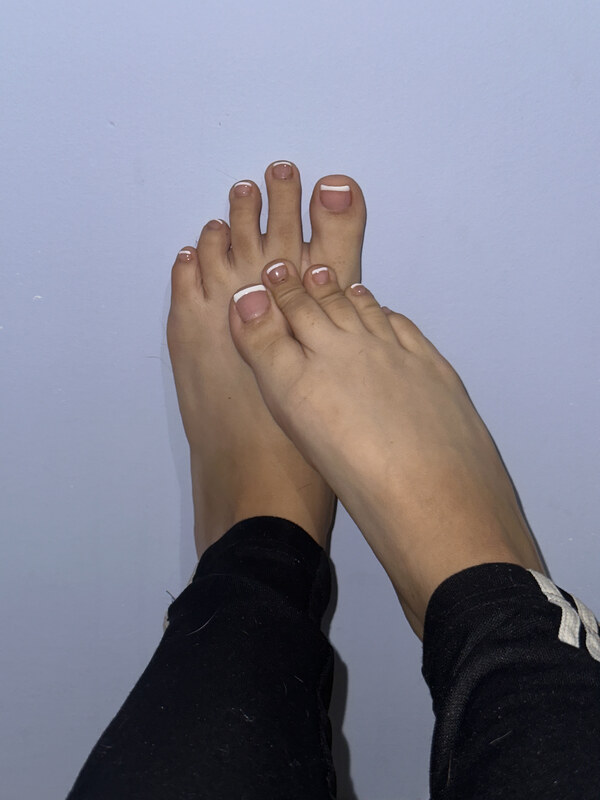 alyssaleaasmr nude photo 10