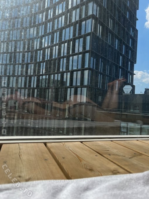 amalianelson nude photo 1