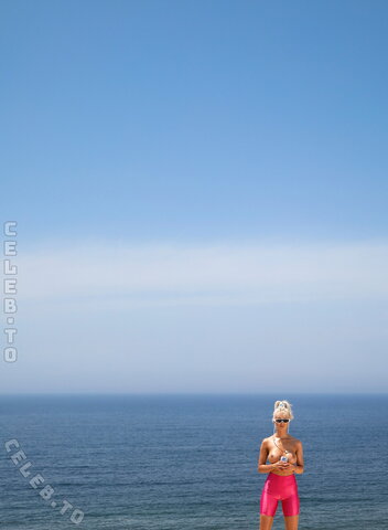 Amalie Olufsen nude photo 26