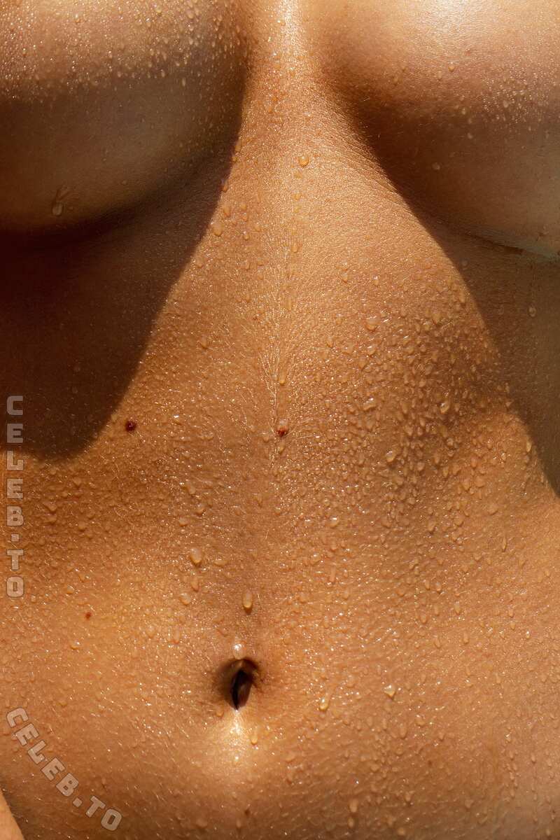 Amalie Olufsen nude photo 19