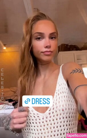 Amanda Essen nude photo 14