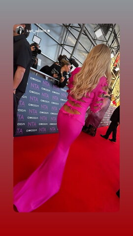 Amanda Holden nude photo 17
