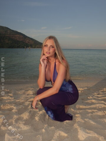 Amanda Strand nude photo 79