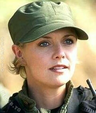 Amanda Tapping nude photo 21