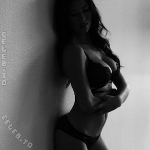 Amanda Tutschek nude photo 16