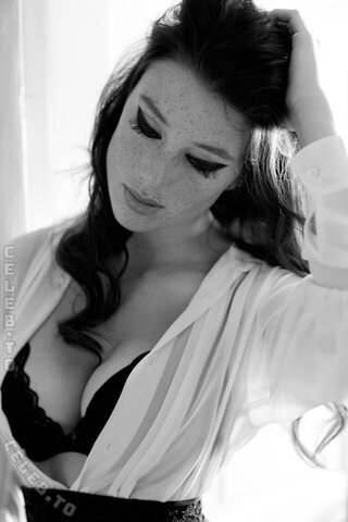 Amanda Tutschek nude photo 61