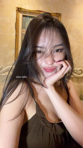 Amanda Zahra nude photo 2