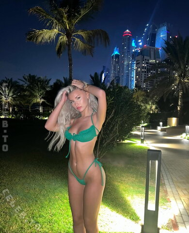 Amba Woods nude photo 21
