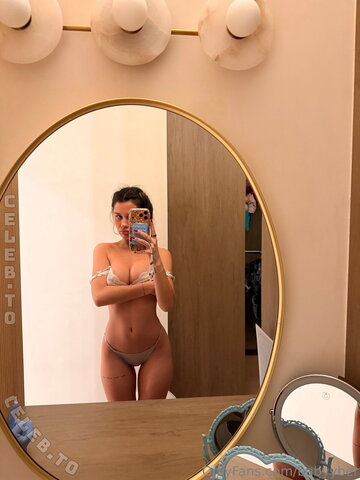 Amber Costigan nude photo 8