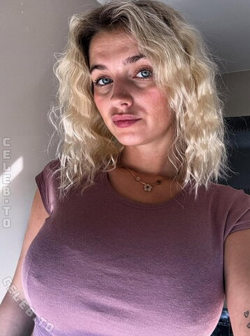 AmberXvd nude photo 27