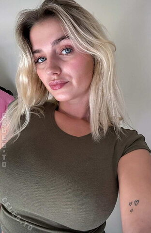 AmberXvd nude photo 9