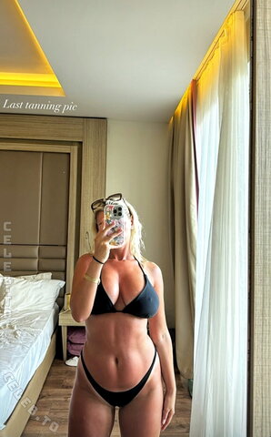 AmberXvd nude photo 6