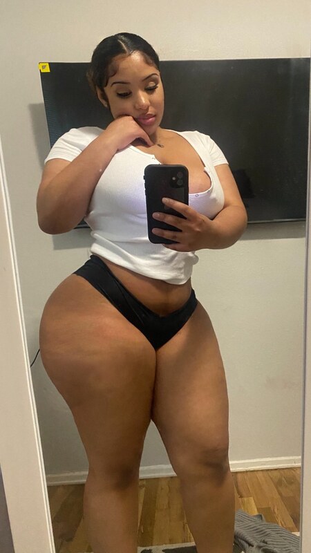 ameirah20 nude photo 2