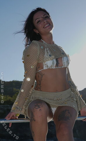Amelia amore nude photo 8