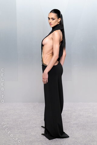 Amelia Gray Hamlin nude