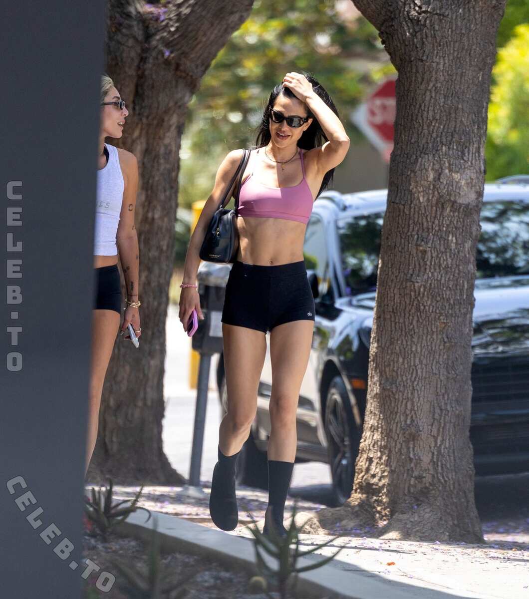 Amelia Gray Hamlin nude photo 3