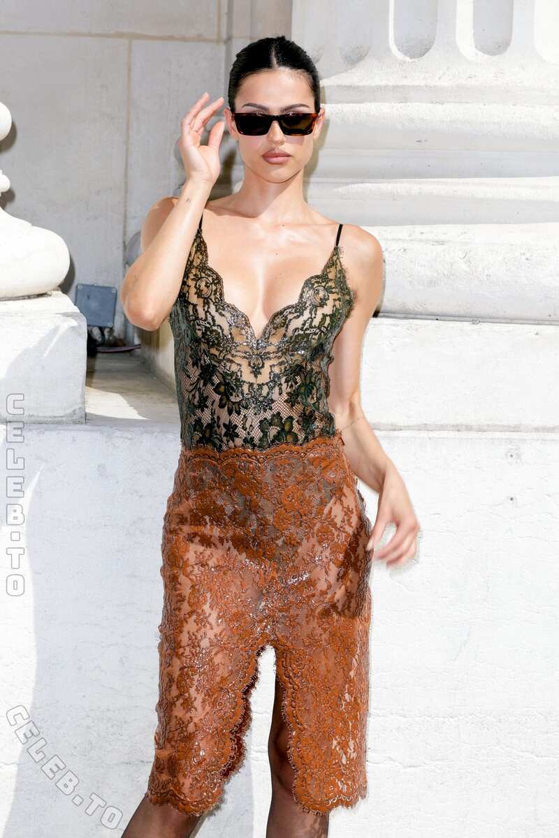 Amelia Gray Hamlin nude photo 7
