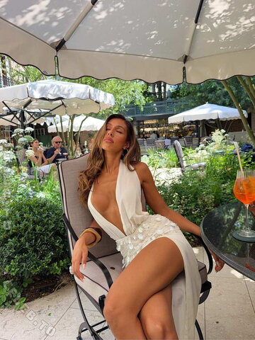 Amelia Marni nude photo 3