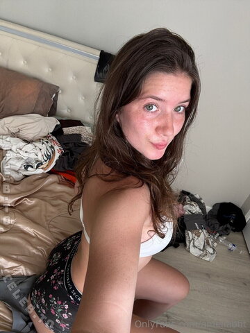 Ameliab.fit nude photo 69
