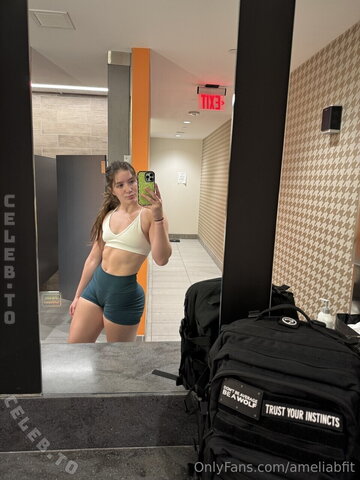 Ameliab.fit nude photo 41