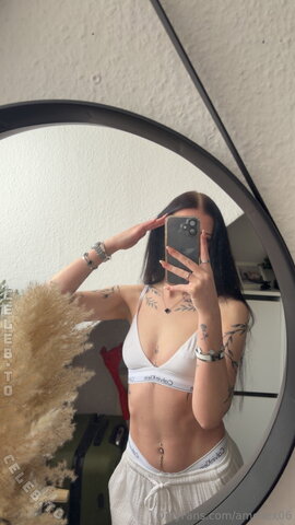 ameliex06 nude photo 31