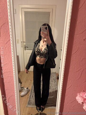 ameliex06 nude photo 21