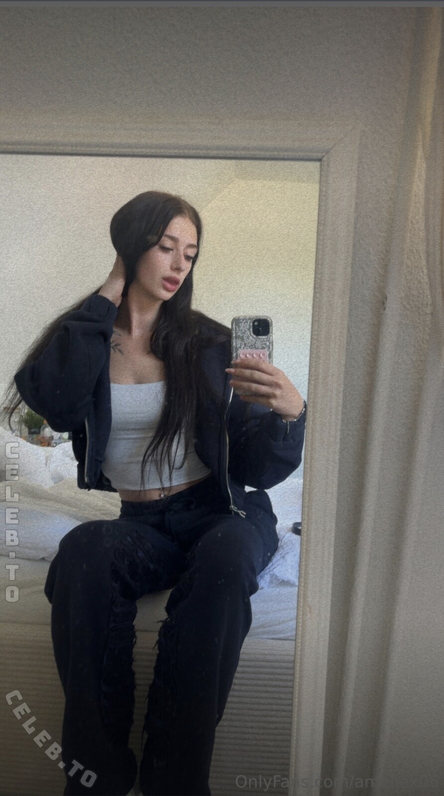 ameliex06 nude photo 2