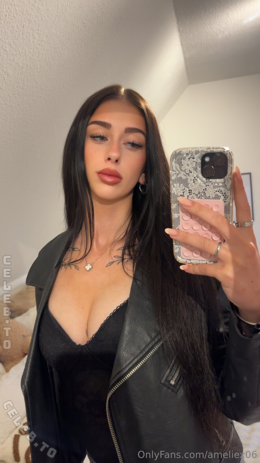 ameliex06 nude photo 1