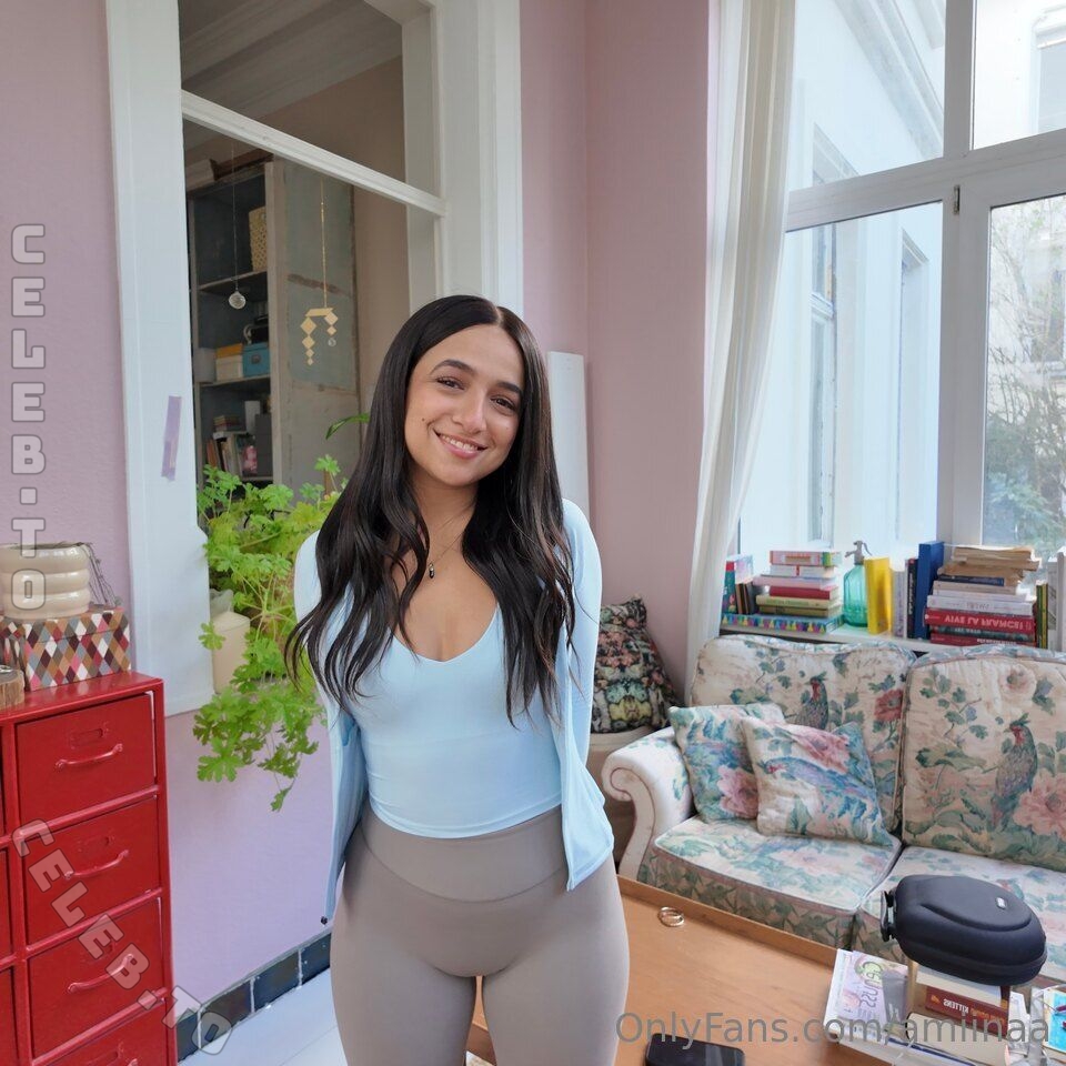 Amiinaa nude photo 4
