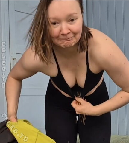 Amski nude photo 4