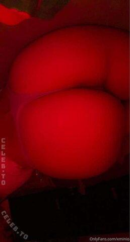 Amxnduh nude photo 10