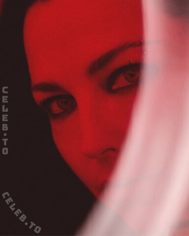 Amy Lee (Evanescence) nude