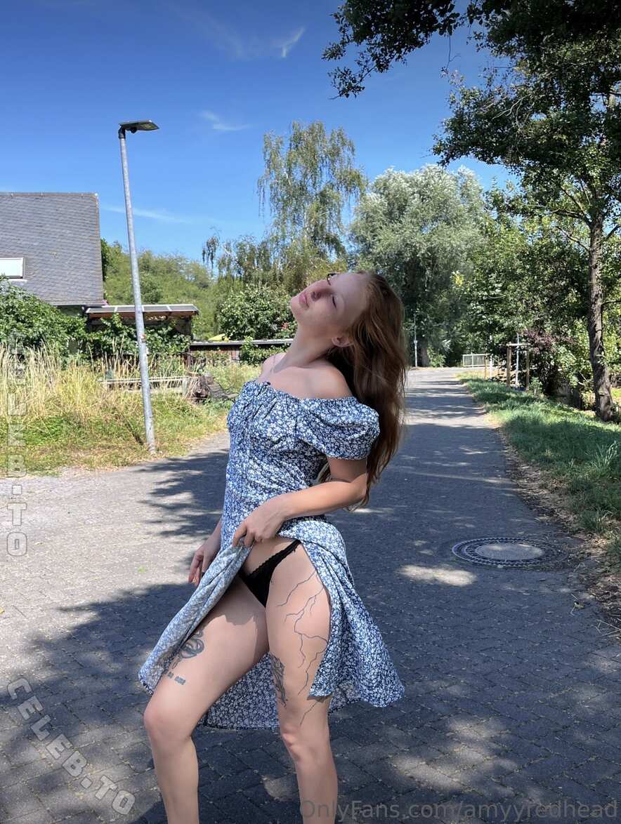 Amy Redhead nude photo 2