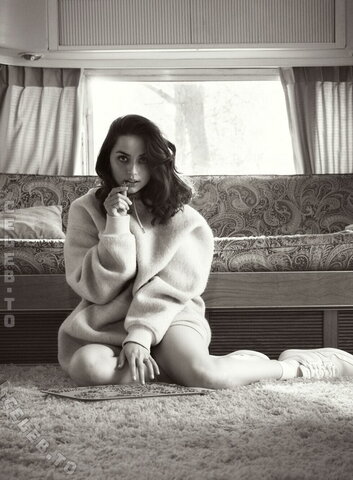 Ana De Armas nude photo 88