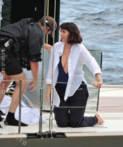 Ana De Armas nude photo 77