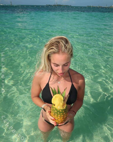 Ana Maria Marković photo 2