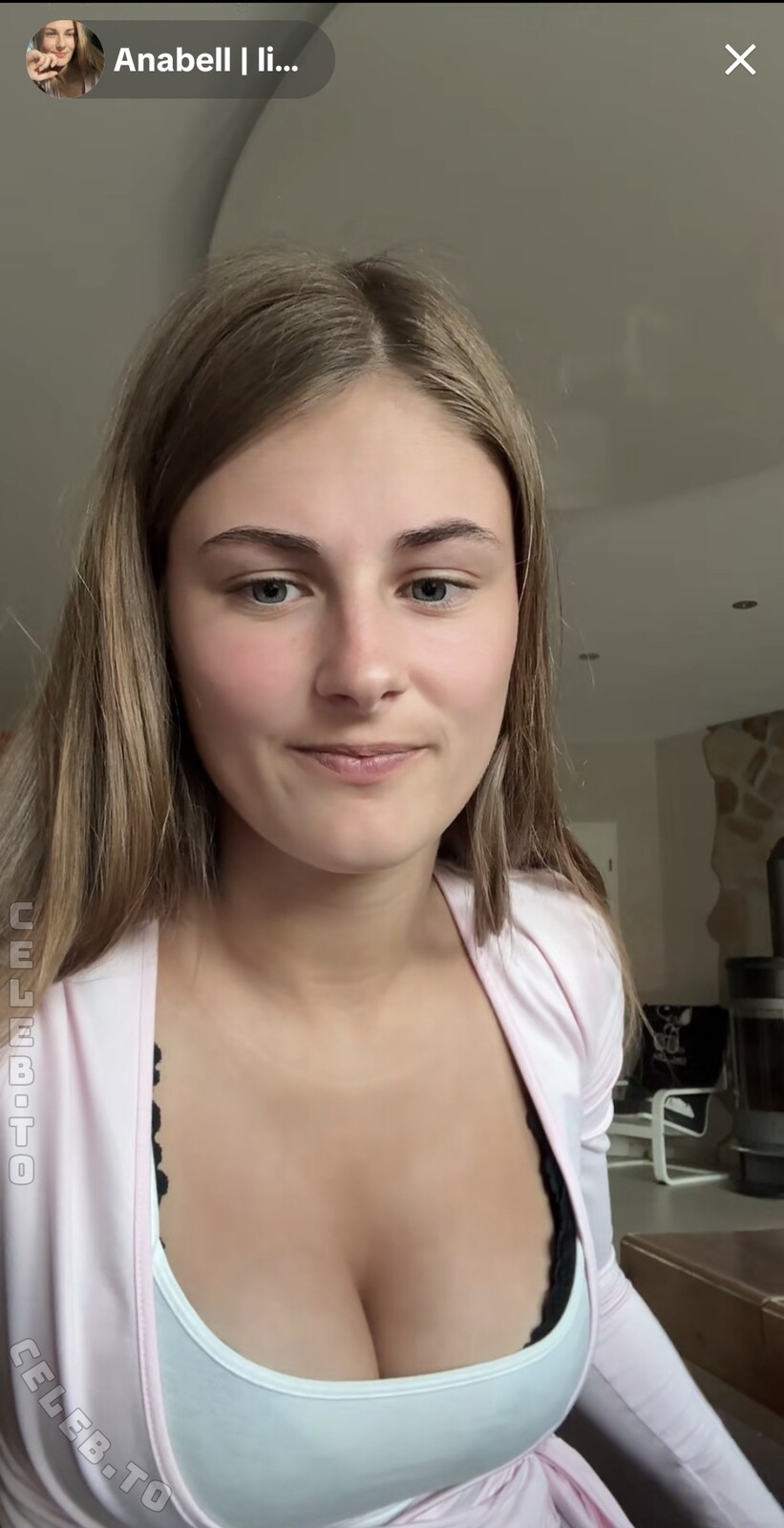 Anabell Struhs nude photo 3
