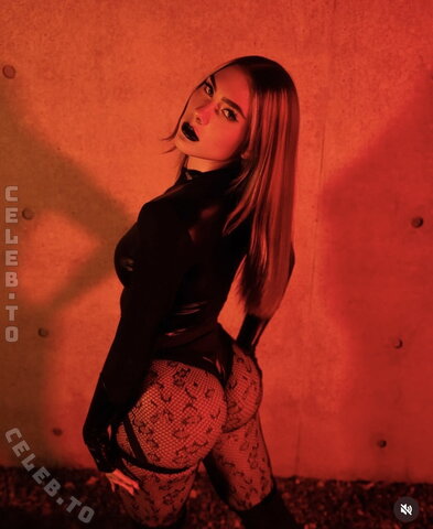 Analena.lz nude photo 100