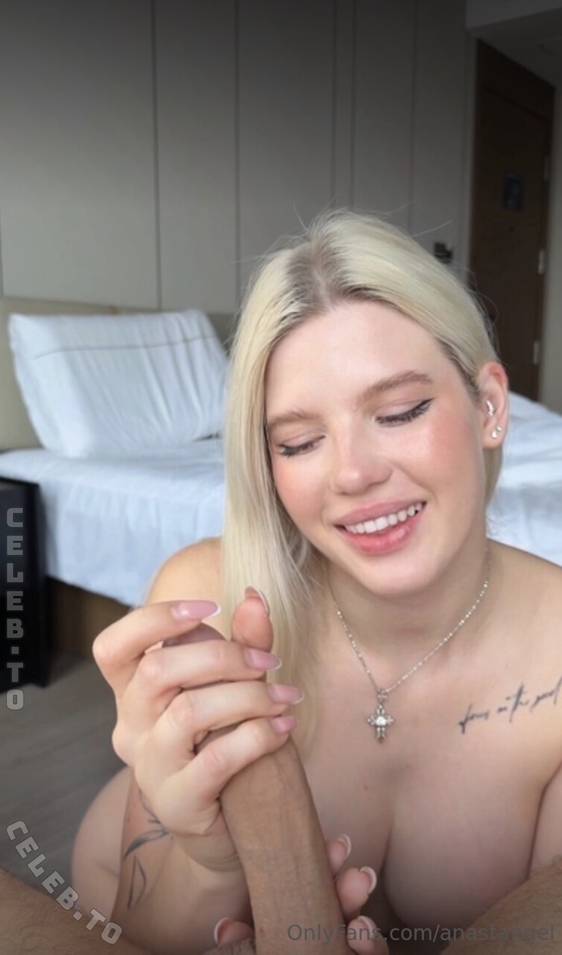 Anastangel nude photo 2
