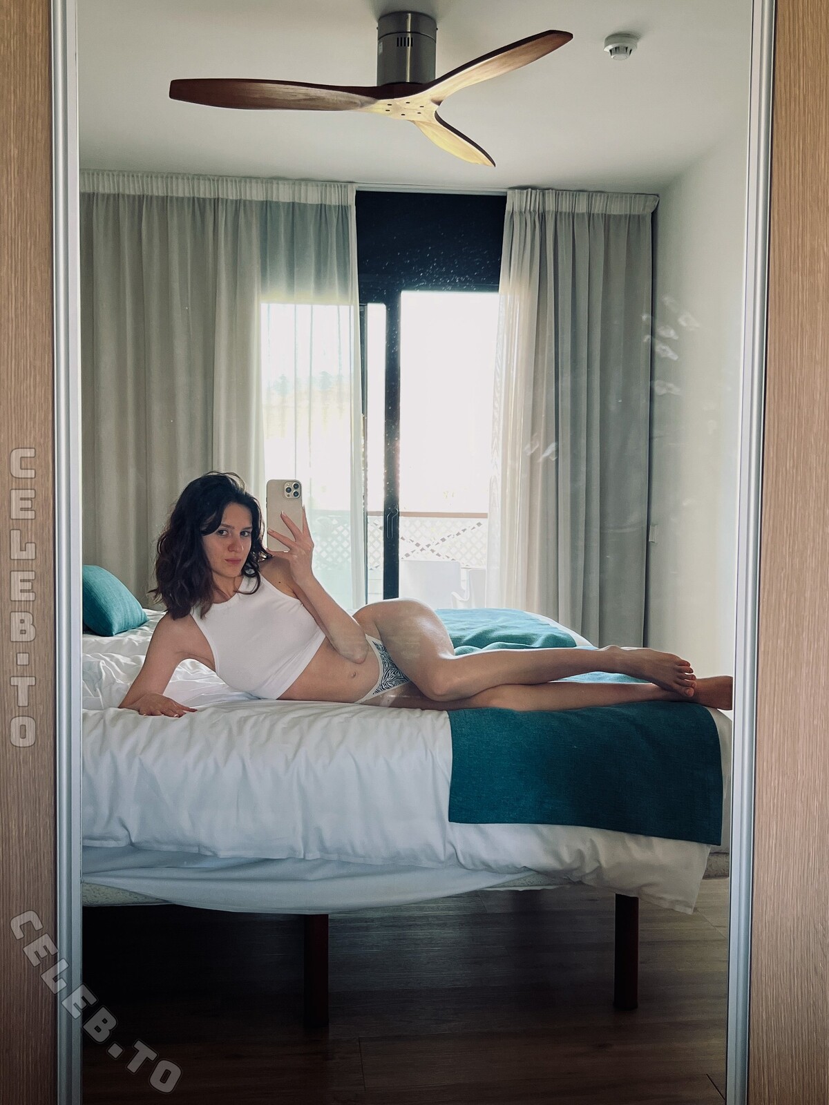 Anastasia ASMR nude photo 16