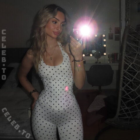 Anastasia Ciric – Insta Profile Picture