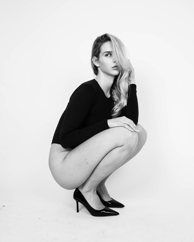 Anastasia Livesay nude photo 27